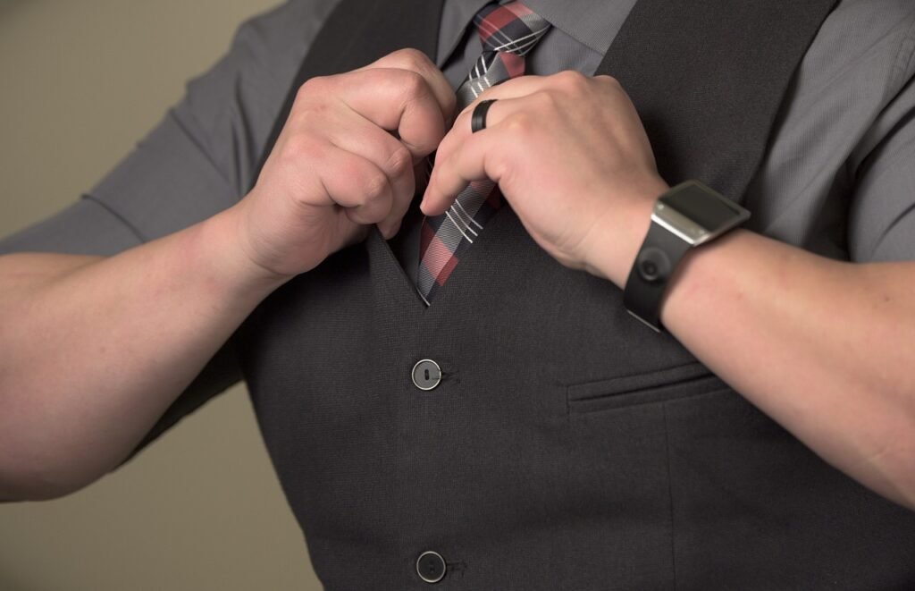10 Traits of Sigma Males (And How to Spot One)