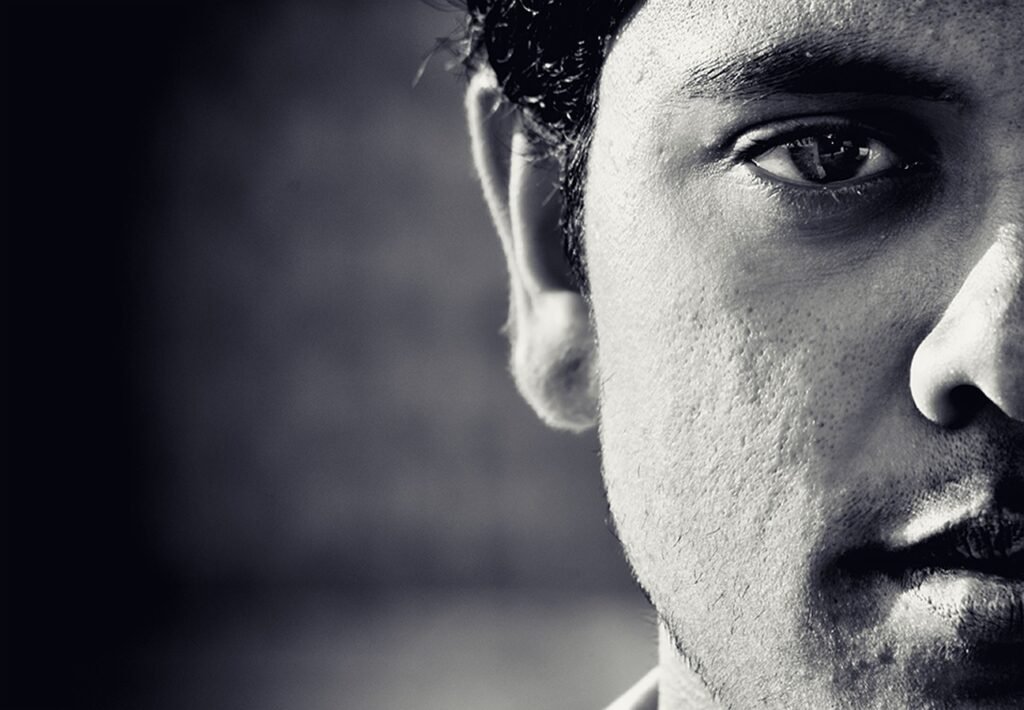 Mastering Confidence with These Self-Improvement Hacks